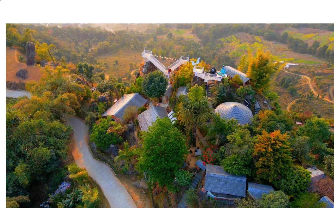 Rock Garden Resort ポカラ エクステリア 写真