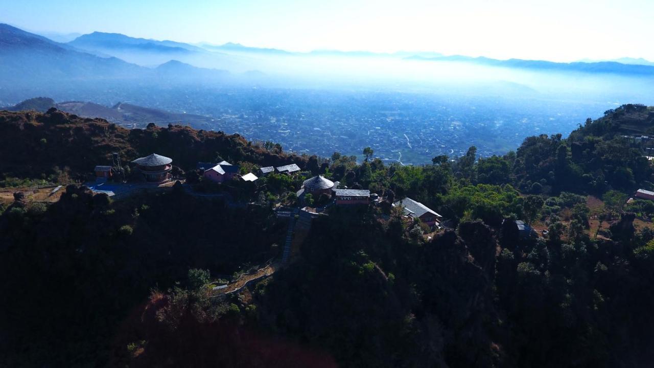 Rock Garden Resort ポカラ エクステリア 写真